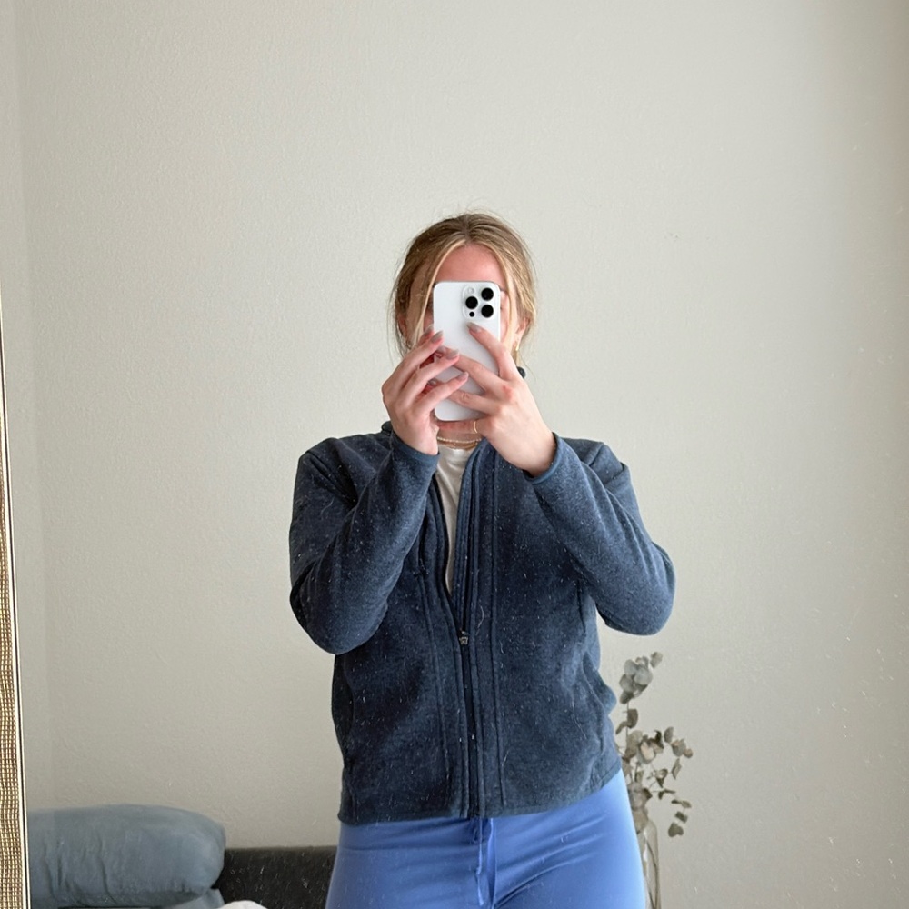Medelita scrub jacket - Strata Sweater Fleece Jacket